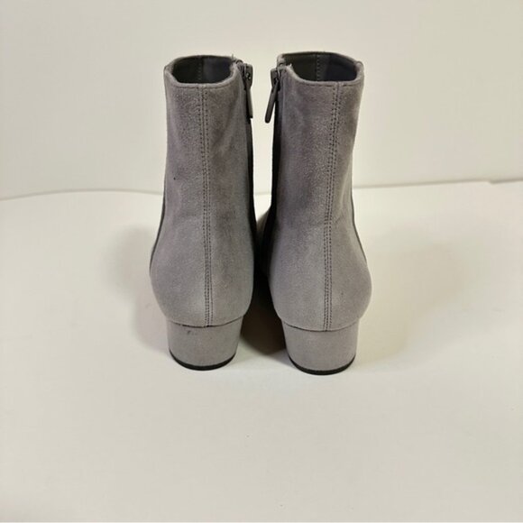 Vince Rockville Grey Suede Womens Bootie, Sz 8.5M Preowned Perfect Condition - Picture 5 of 8